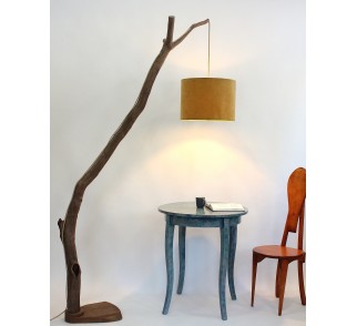 Lampa podłogowa -98- .Drewno dębowe. Klosz z regulowaną wysokością +/- 25 cm. Wykonane ręcznie.